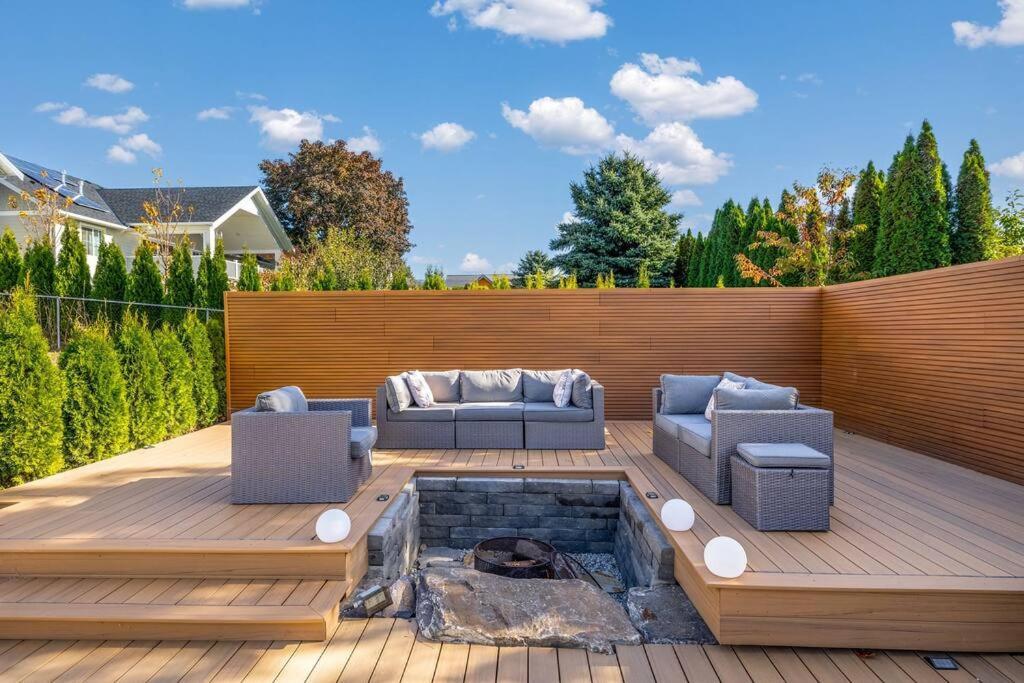 Luxurious 5 Bedroom House With Pool & Sauna West Kelowna Exteriér fotografie